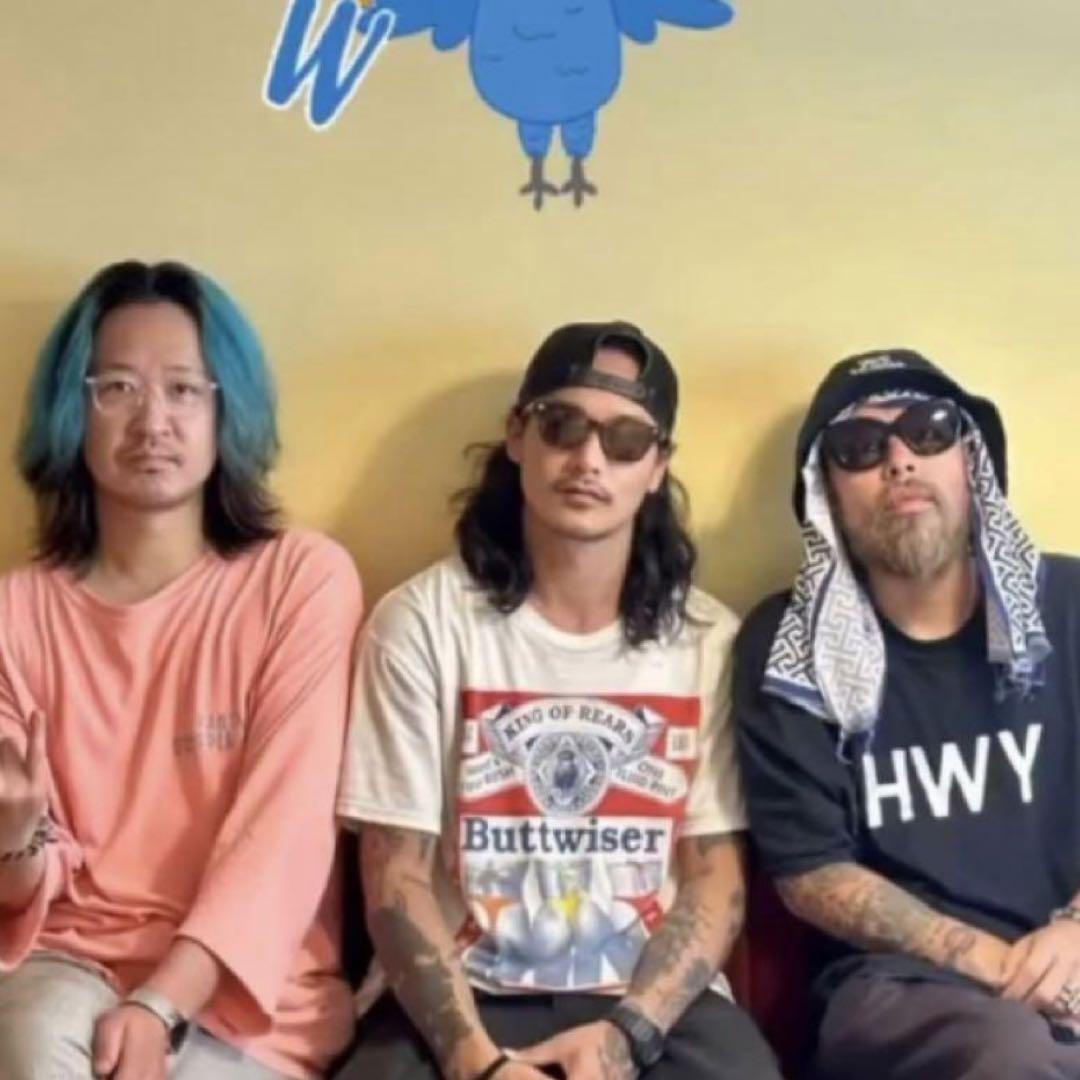 L 山田蓮 Buttwiser Tシャツ バドワイザー オモシーチャンネル L 山田蓮 Buttwiser Tシャツ バドワイザー オモシーチャンネル