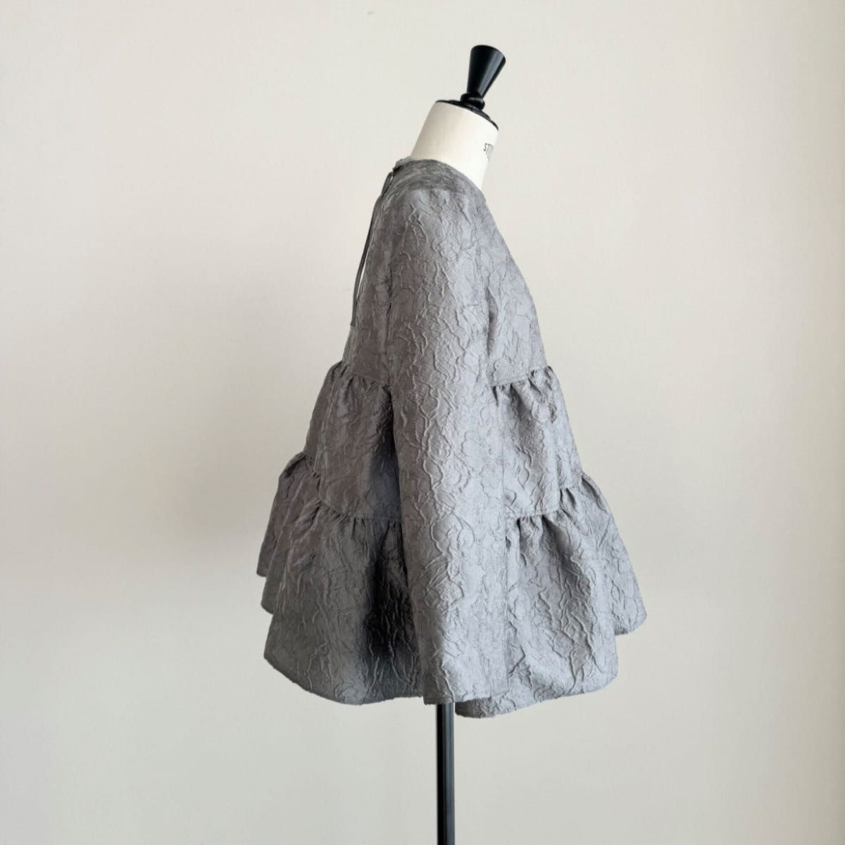 ohga 新品未使用 ジャガードブラウス JACQUARD GATHER BLOUSE ohga 新品未使用 ジャガードブラウス JACQUARD GATHER BLOUSE