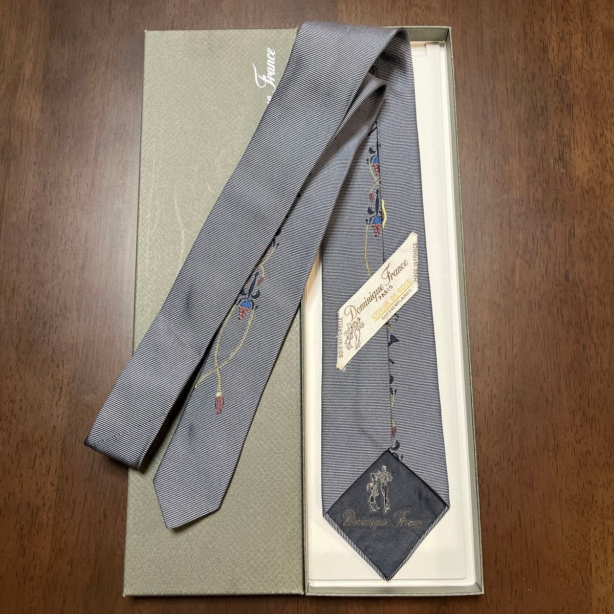 希少 美品 ドミニクフランス ネクタイ クールドゥソワ シルバー 希少 美品 ドミニクフランス ネクタイ クールドゥソワ シルバー