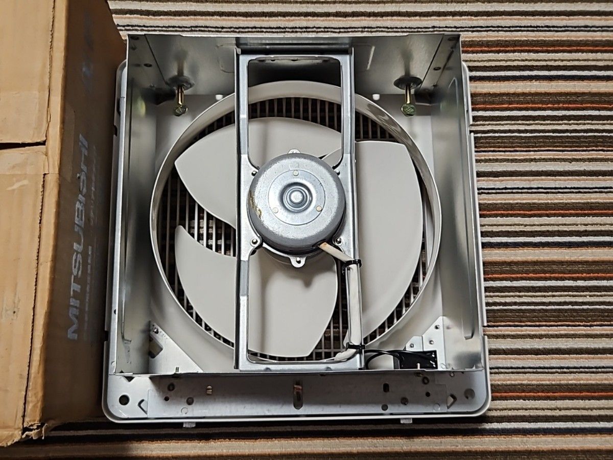 三菱有圧換気扇 EFG-25ASK-C 未使用 単相100V インテリア格子 三菱有圧換気扇 EFG-25ASK-C 未使用 単相100V インテリア格子