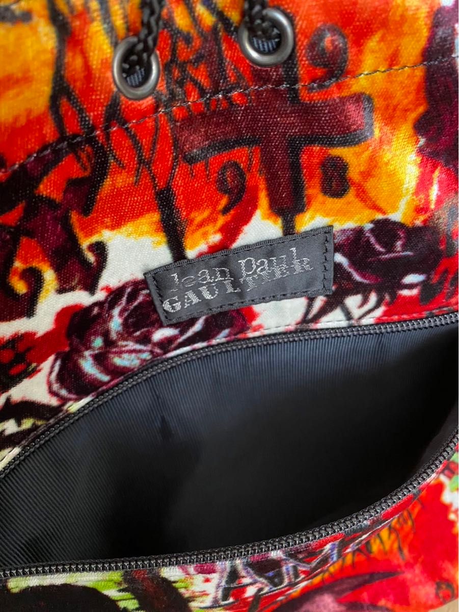 Jean paul gaultier ジャンポール ゴルチエバッグ【赤色系】(未 Jean paul gaultier ジャンポール ゴルチエバッグ【赤色系】(未
