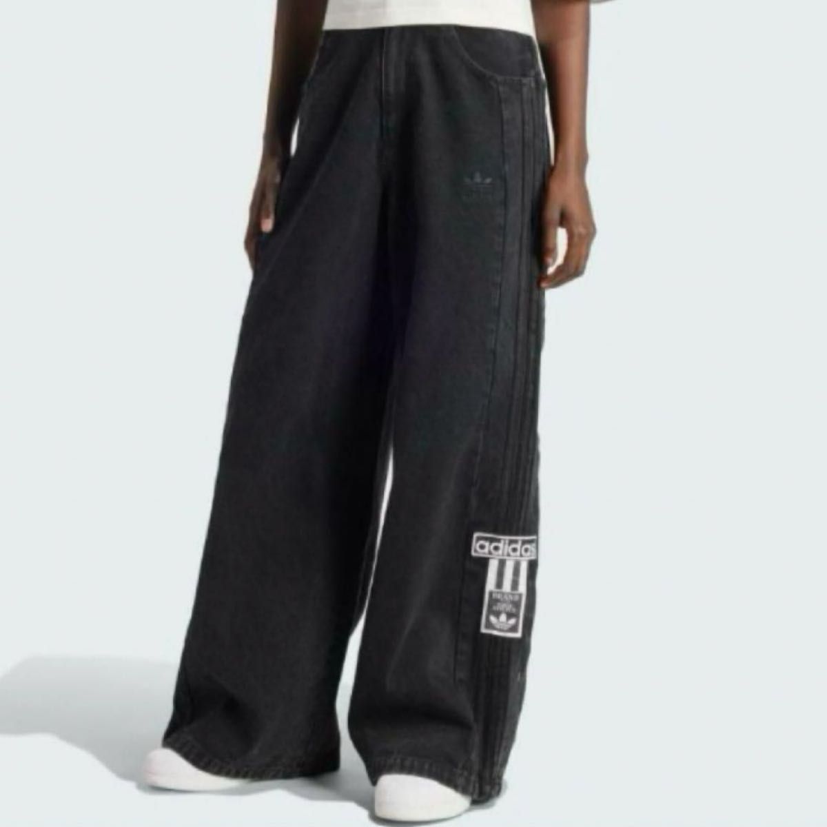 希少 【新品】adidas Originals アディブレイク デニムジーンズ 希少 【新品】adidas Originals アディブレイク デニムジーンズ