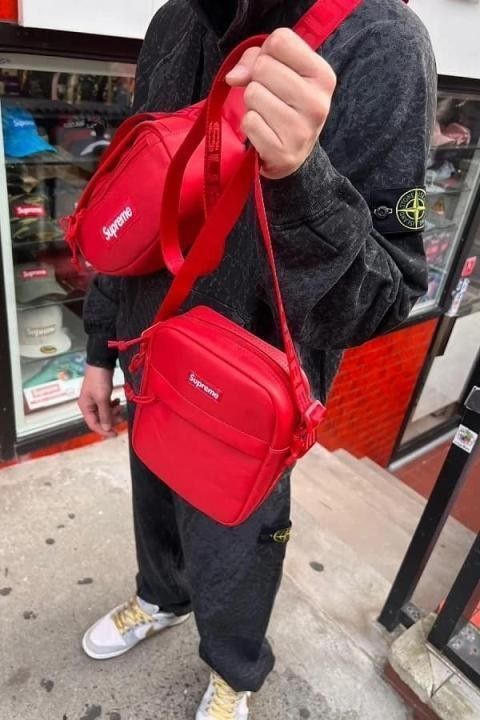 Supreme Leather Shoulder Bag Red|Yahoo!フリマ(旧PayPayフリマ) Supreme Leather Shoulder Bag Red|Yahoo!フリマ(旧PayPayフリマ)