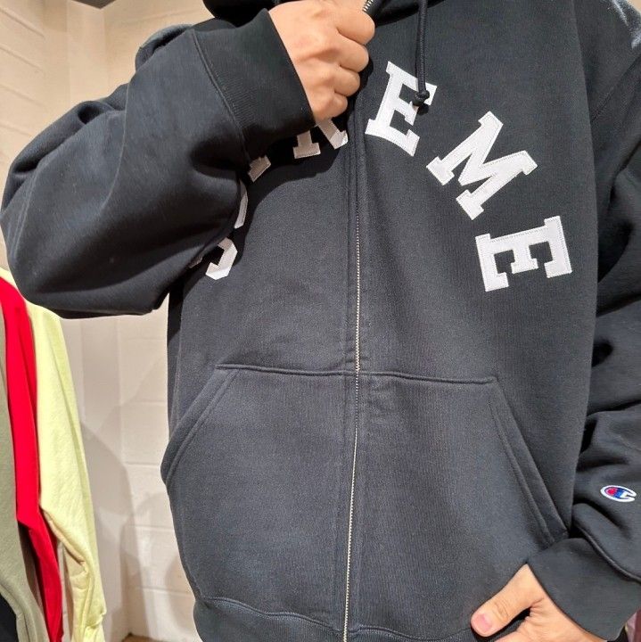 Supreme Champion Zip Up Hooded Sweatshirt 黒 L|Yahoo!フリマ Supreme Champion Zip Up Hooded Sweatshirt 黒 L|Yahoo!フリマ