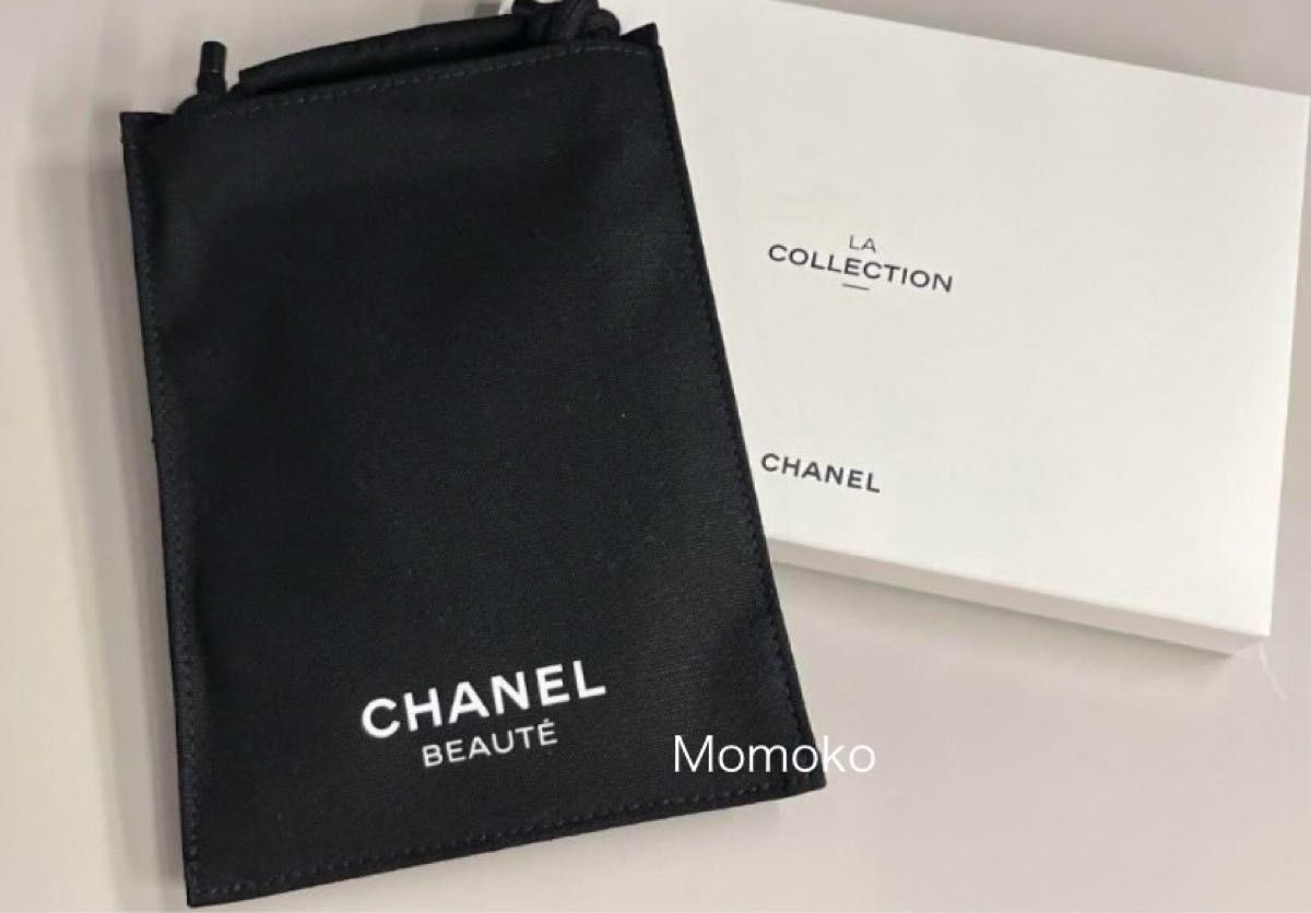 CHANEL LA COLLECTION パスポートホルダー シャネル ノベルティ CHANEL LA COLLECTION パスポートホルダー シャネル ノベルティ