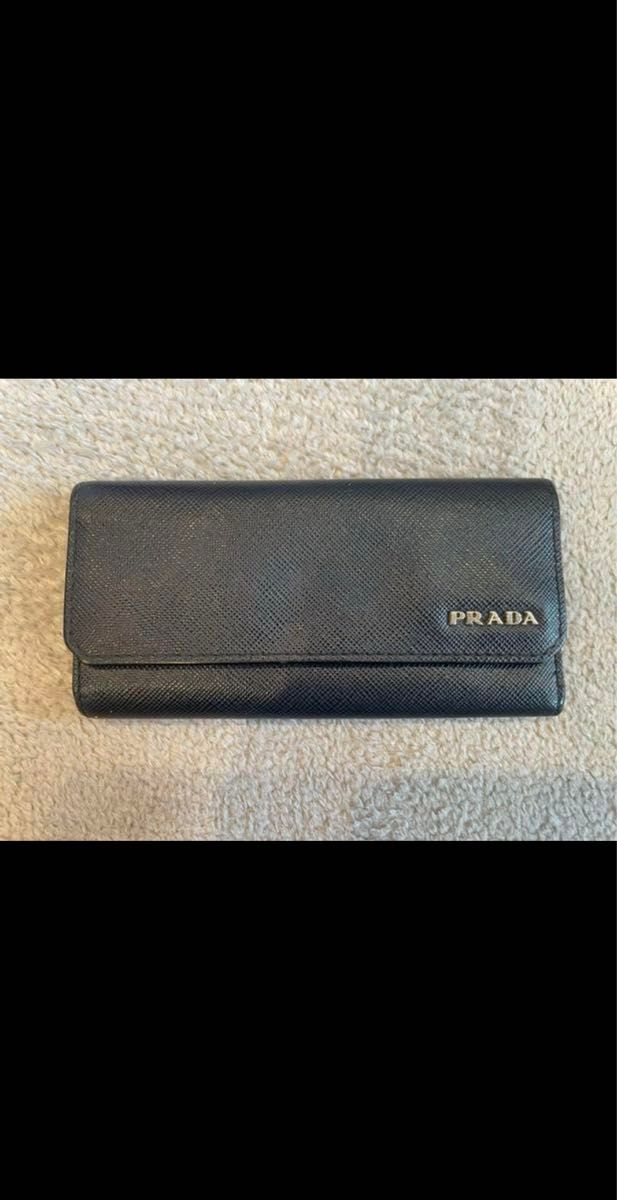 PRADA キーケース サフィアーノ