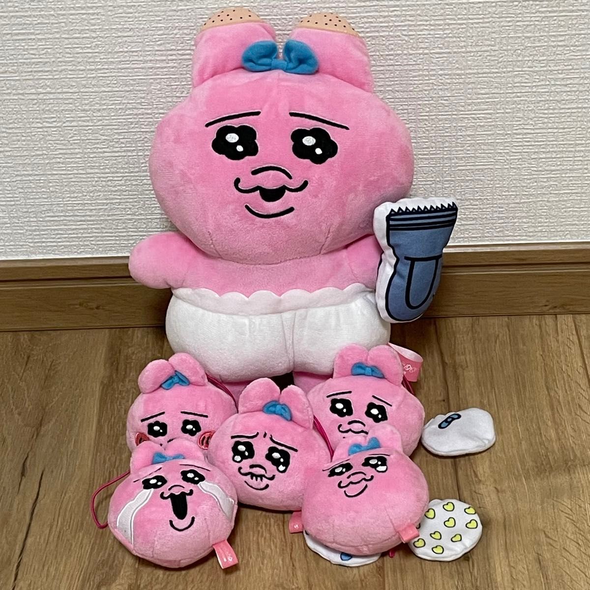 おぱんちゅうさぎ BIGぬいぐるみ カラフルパンツ フェイス おぱんちゅうさぎ BIGぬいぐるみ カラフルパンツ フェイス