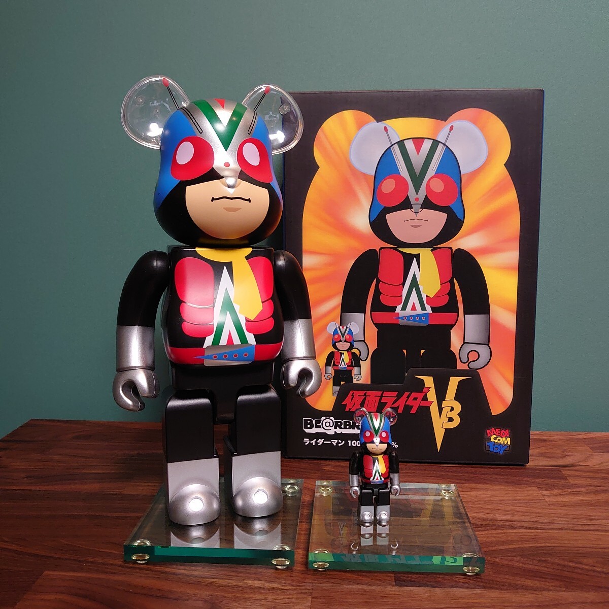 Yahoo!オークション - BE@RBRICK ライダーマン 100% & 400 Yahoo!オークション - BE@RBRICK ライダーマン 100% & 400
