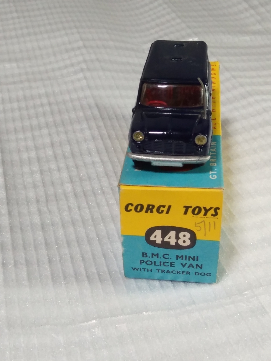  Corgi toys CORGI TOYS Corgi 448 Mini Police van Britain made 