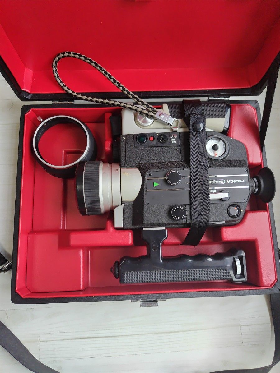 フジカ 8ミリフィルムカメラ 取扱説明書付き FUJICA Z800 8ミリ フジカ 8ミリフィルムカメラ 取扱説明書付き FUJICA Z800 8ミリ