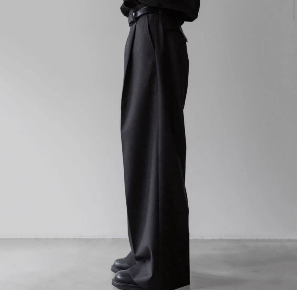 stein】EXTRA WIDE TROUSERS - DARK CHARCOAL (2/72 WOOL stein】EXTRA WIDE TROUSERS - DARK CHARCOAL (2/72 WOOL