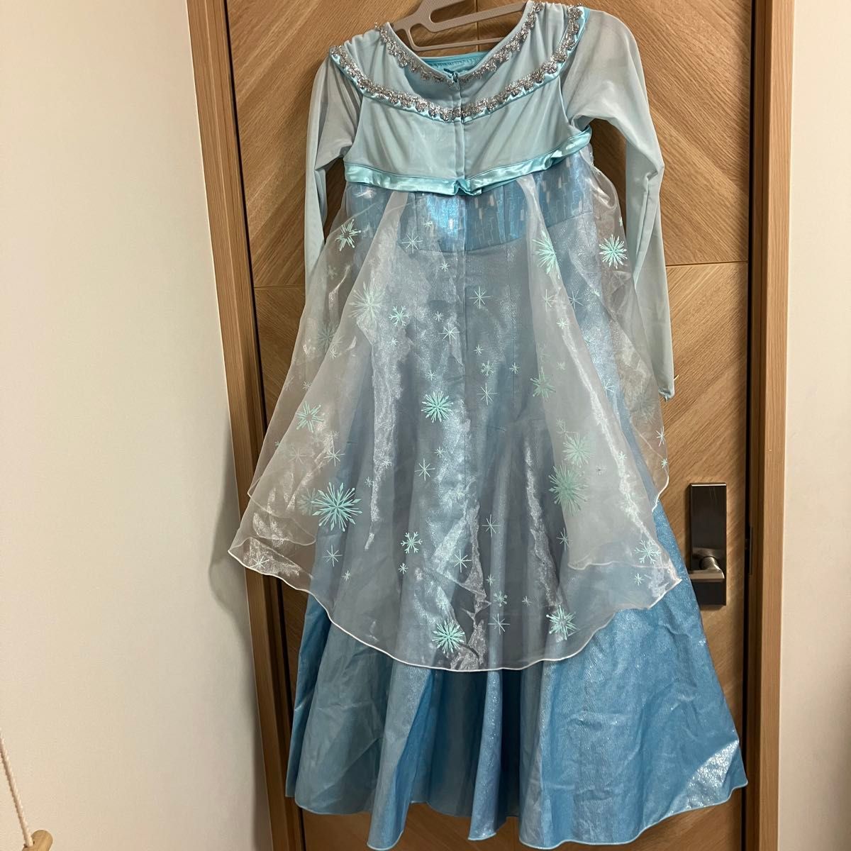 ディズニー ビビディバビディブティック ドレス 衣装 アナ 120 エルサ 140 セット ディズニー ビビディバビディブティック ドレス 衣装 アナ 120 エルサ 140 セット