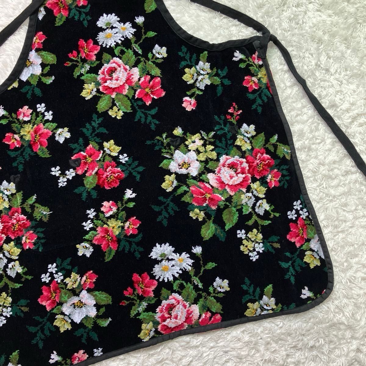 美品 Feiler フェイラー シェニール織 花柄 エプロン タオル地 美品 Feiler フェイラー シェニール織 花柄 エプロン タオル地