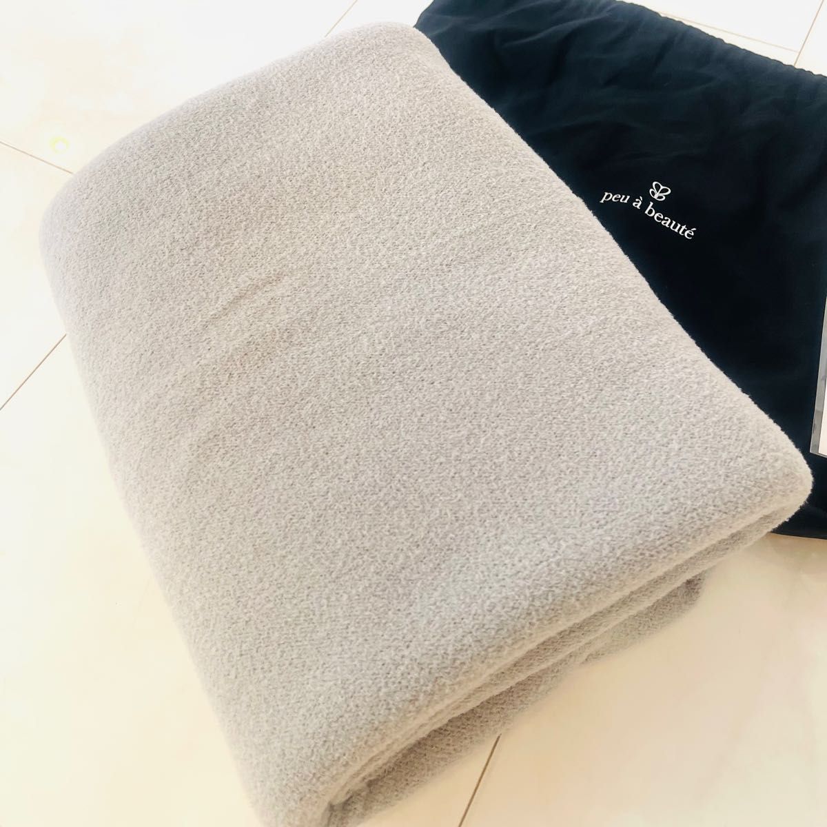 peu a beaute プウアボーテ プレケット 光電子|Yahoo!フリマ peu a beaute プウアボーテ プレケット 光電子|Yahoo!フリマ