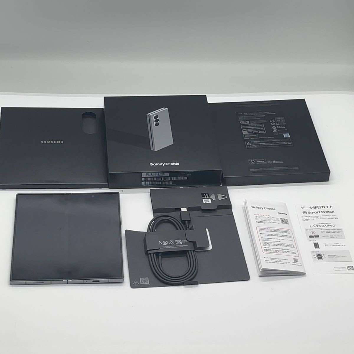SAMSUNG Galaxy Z fold 6 国内版 本体 256GB SIMフリー シルバー SAMSUNG Galaxy Z fold 6 国内版 本体 256GB SIMフリー シルバー