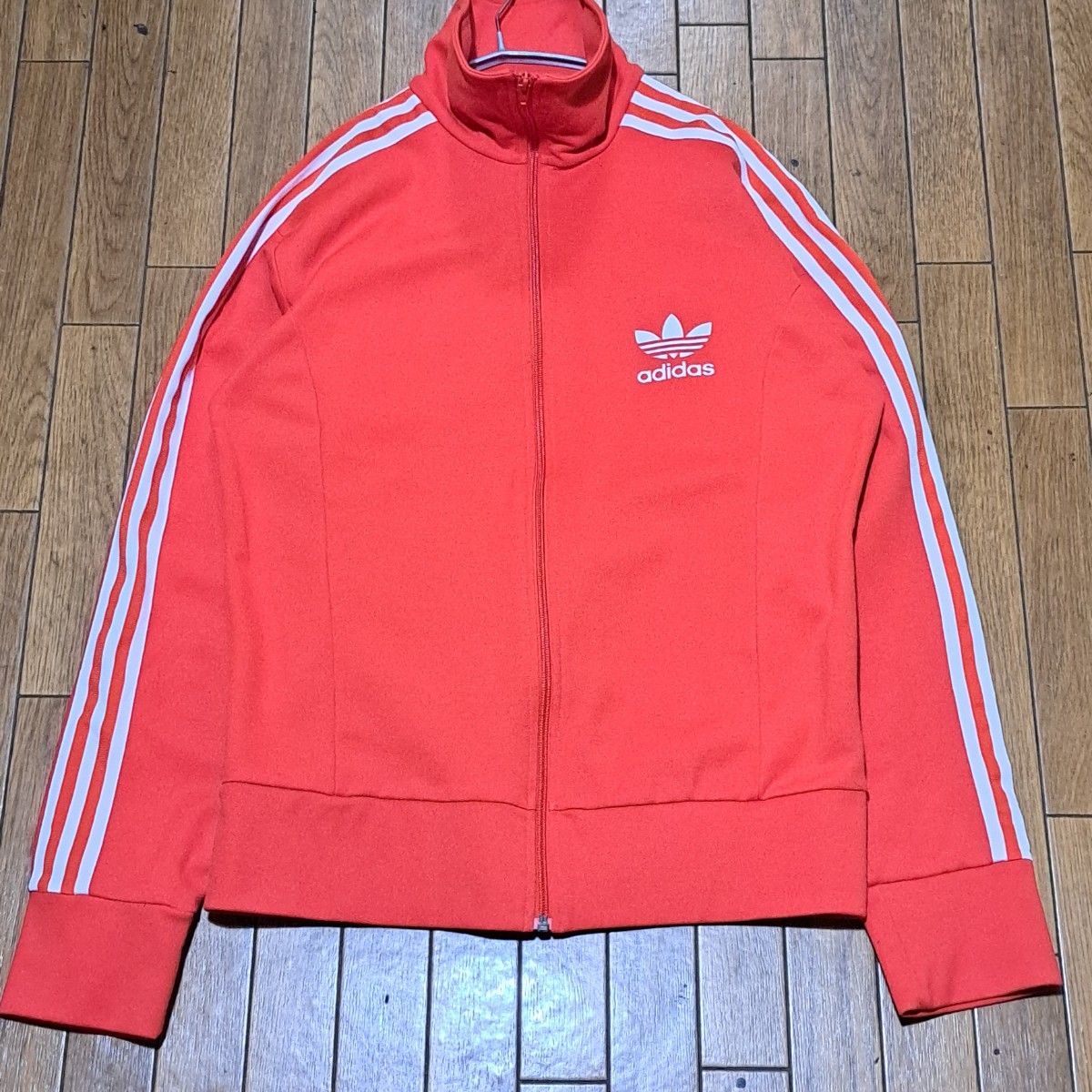 00s adidas アディダス レトロ ジャージ トラックジャケット XO 00s adidas アディダス レトロ ジャージ トラックジャケット XO