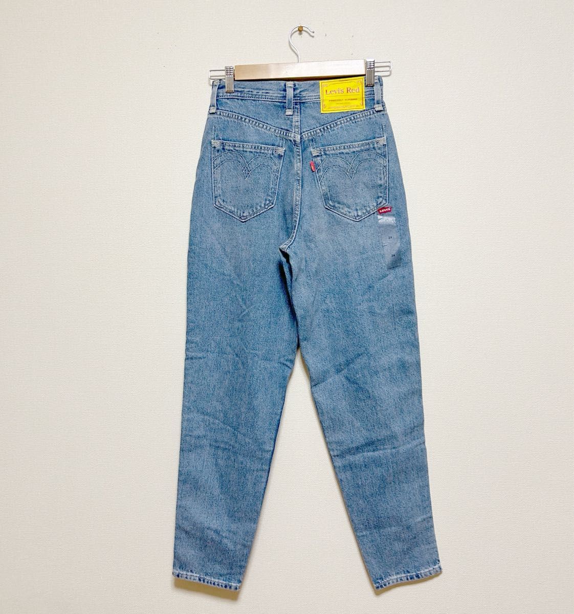 新品タグ付】Levi's REDリーバイスレッドレディース ハイルーズ 新品タグ付】Levi's REDリーバイスレッドレディース ハイルーズ
