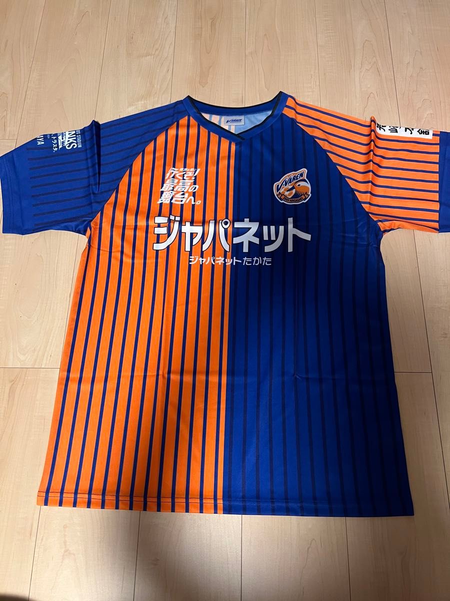 開封済/未使用】Vファーレン長崎 復刻ユニフォームTシャツ 2014 開封済/未使用】Vファーレン長崎 復刻ユニフォームTシャツ 2014
