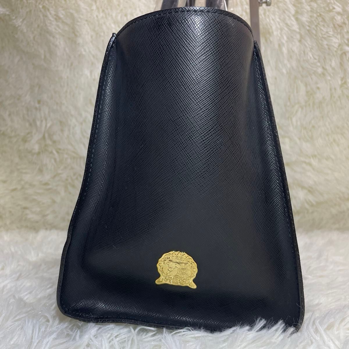 新品タグ付き ADMJ 鍵モチーフ トートバッグ ハンドバッグ 新品タグ付き ADMJ 鍵モチーフ トートバッグ ハンドバッグ
