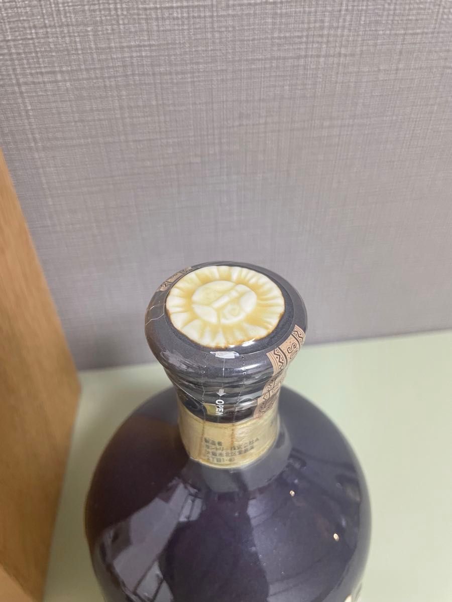 サントリー ザ ウイスキー 有田焼 陶器ボトル 古酒 SUNTORY THE サントリー ザ ウイスキー 有田焼 陶器ボトル 古酒 SUNTORY THE