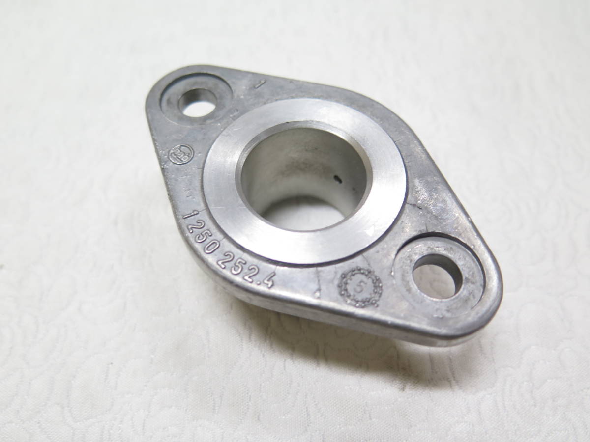 BMW R100 CS GS RS RT TIC R60 R75 R80 R90 camshaft bearing holder flange 11311250251 original unused long-term keeping goods TR050402.51