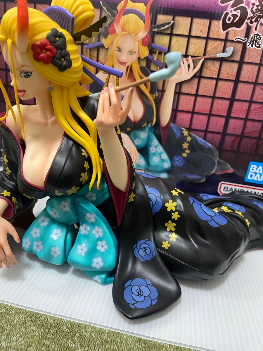 大迫力のヤマトやうるティ、ブラックマリアのフィギュアが当たる