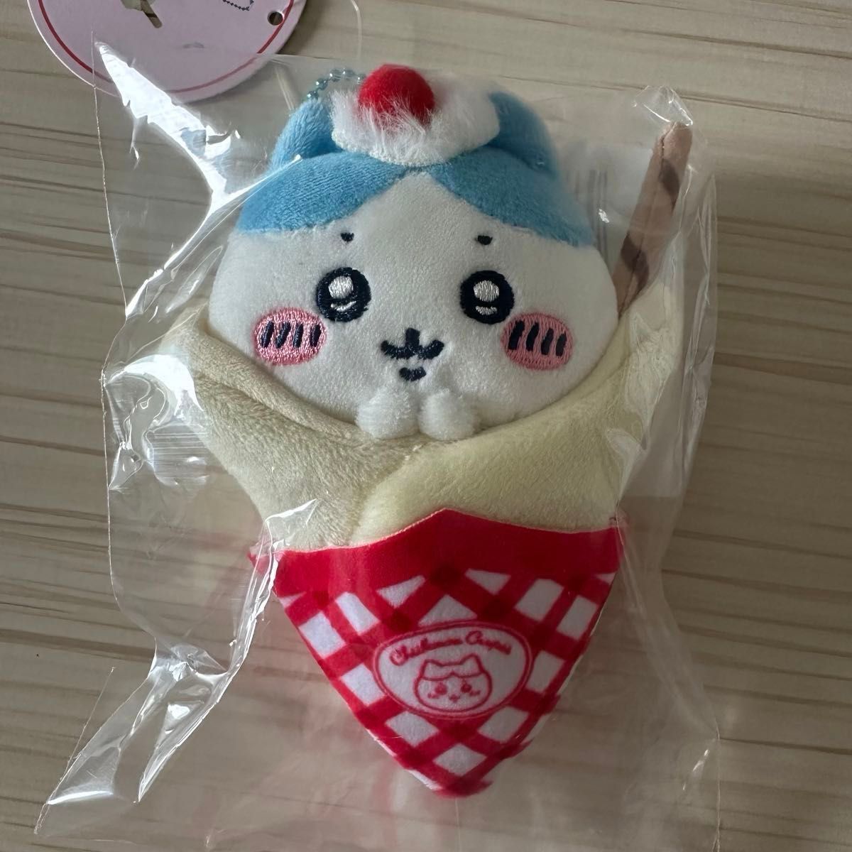 ちいかわ クレープくじ C賞 ハチワレ マスコット タグ付き ちいかわ クレープくじ C賞 ハチワレ マスコット タグ付き