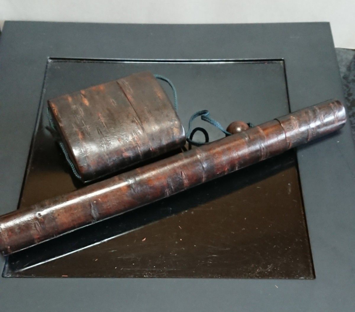 桜皮細工 天保型胴乱組 煙草入れ キセル筒 煙管 叺 掲げ物 喫煙 桜皮細工 天保型胴乱組 煙草入れ キセル筒 煙管 叺 掲げ物 喫煙