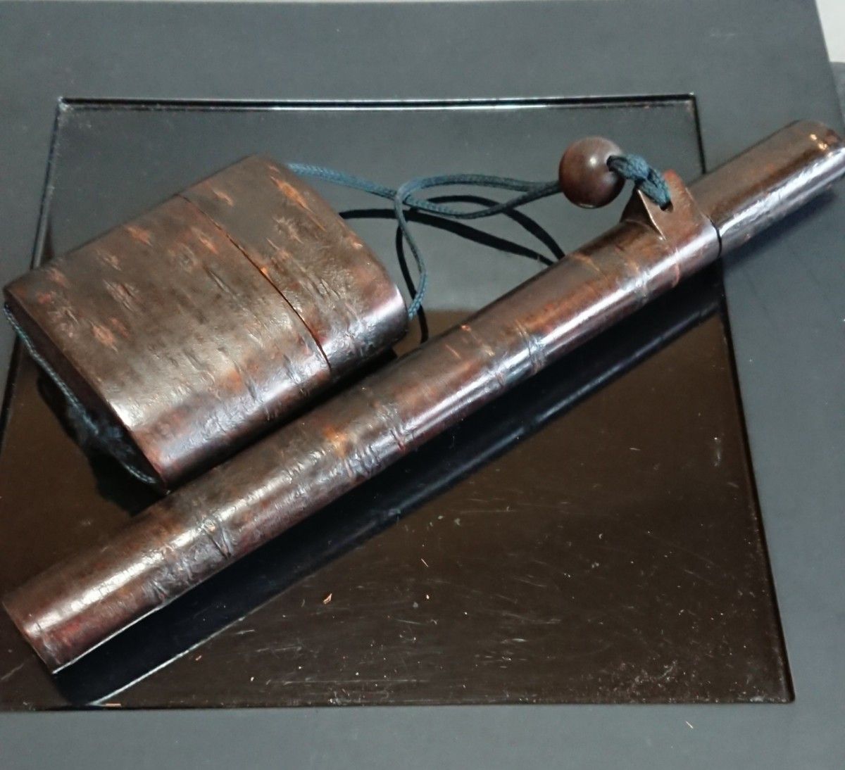 桜皮細工 天保型胴乱組 煙草入れ キセル筒 煙管 叺 掲げ物 喫煙 桜皮細工 天保型胴乱組 煙草入れ キセル筒 煙管 叺 掲げ物 喫煙