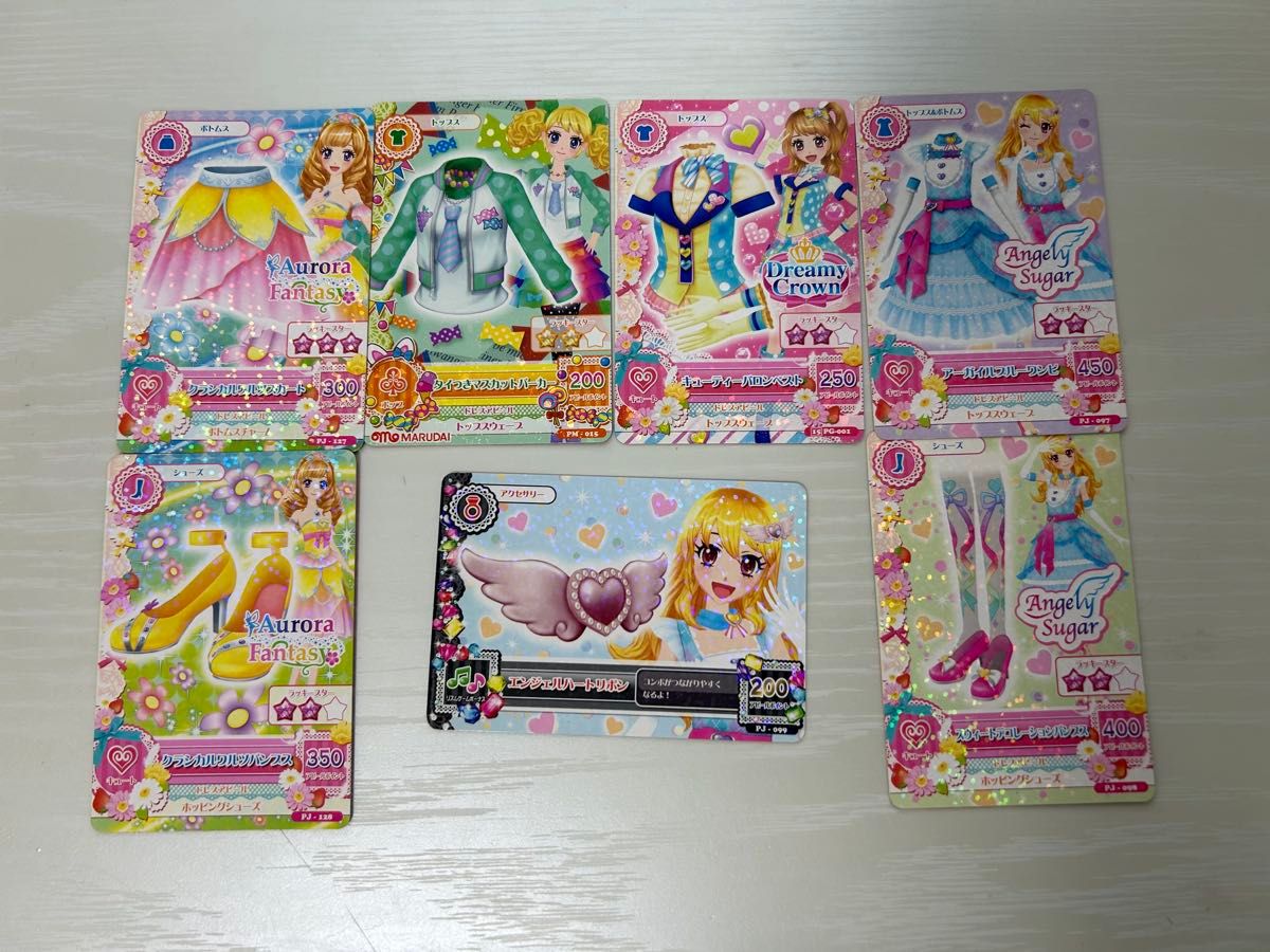 レアあり アイカツ アイカツカード 初期カード 63枚 セット販売 レアあり アイカツ アイカツカード 初期カード 63枚 セット販売