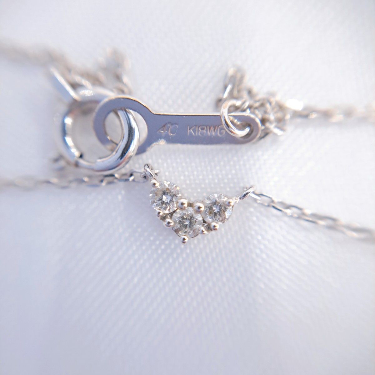 4℃ ヨンドシー K18 WG ダイヤモンド 3P ハート ネックレス 4℃ ヨンドシー K18 WG ダイヤモンド 3P ハート ネックレス
