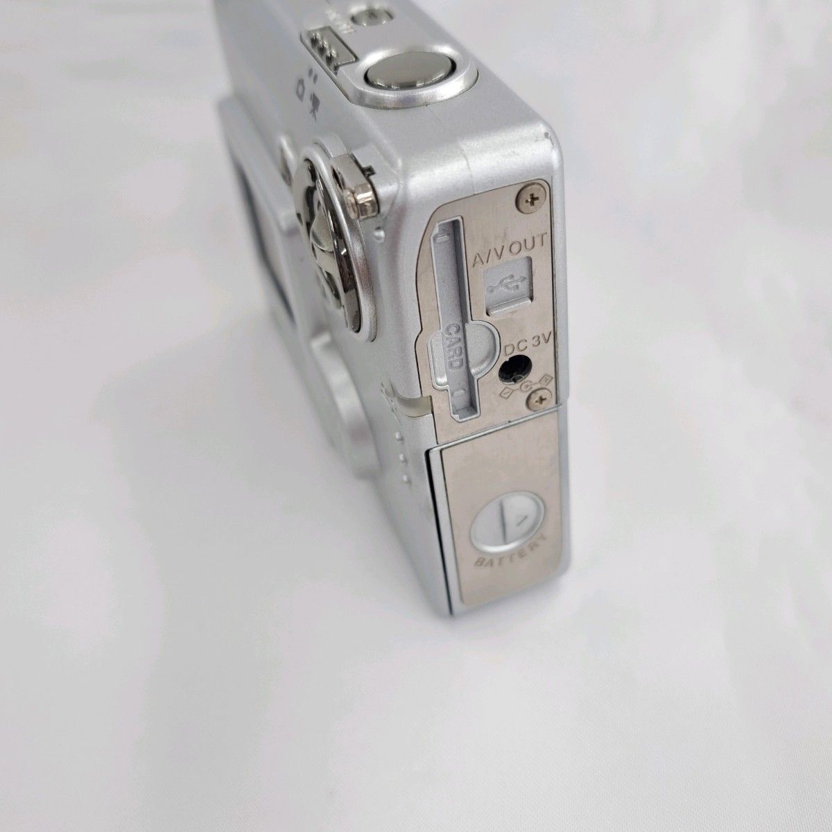 MINOLTA ミノルタ コンパクトデジタルカメラ DiMAGE X20 単3 MINOLTA ミノルタ コンパクトデジタルカメラ DiMAGE X20 単3