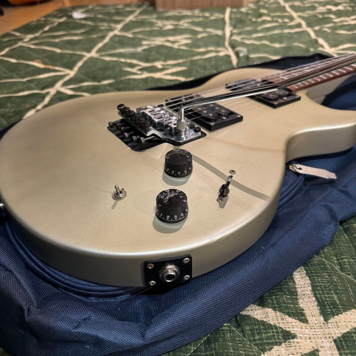 ESP Grassroots G-LP フロイドローズ メンテ済み|Yahoo!フリマ ESP Grassroots G-LP フロイドローズ メンテ済み|Yahoo!フリマ