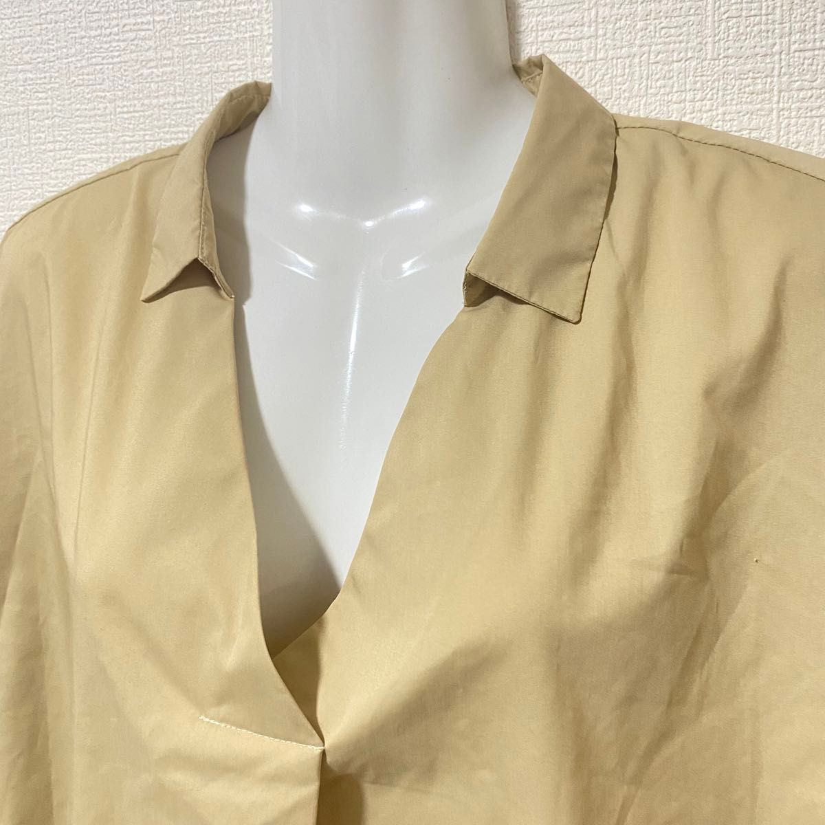 GU ジーユー オーバーサイズスキッパーシャツ ベージュ 七分袖 GU ジーユー オーバーサイズスキッパーシャツ ベージュ 七分袖