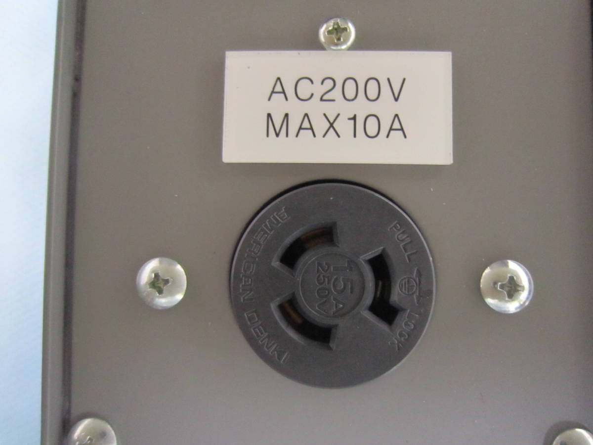 power supply box ( iron ) AC200V MAX10A external dimensions ( width 10cm length 9cm depth 21cm)[. included outlet 15A250V 3120] [ auto breaker EA32AC10A]