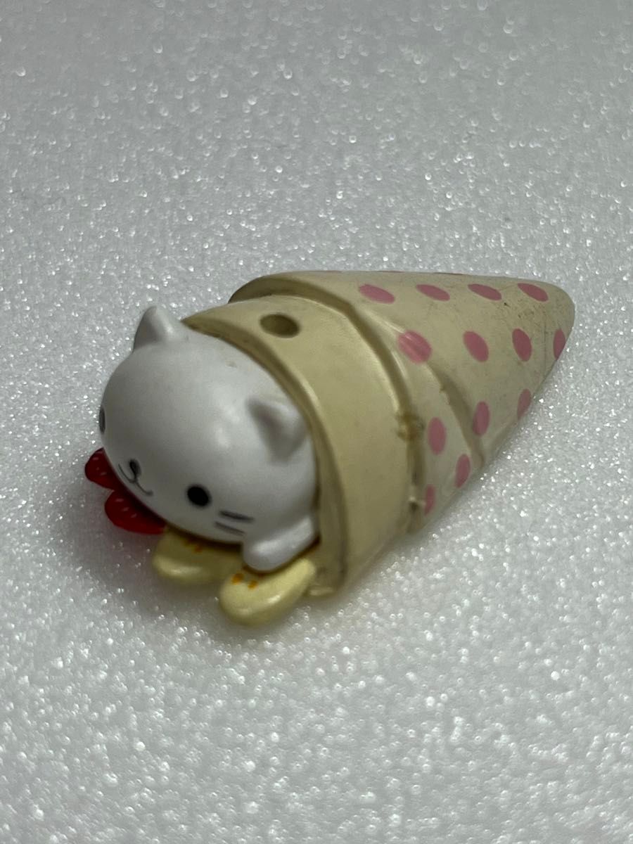 にゃんにゃんにゃんこ ストラップ にゃんこケーキ にゃんこ飴 にゃんにゃんにゃんこ ストラップ にゃんこケーキ にゃんこ飴
