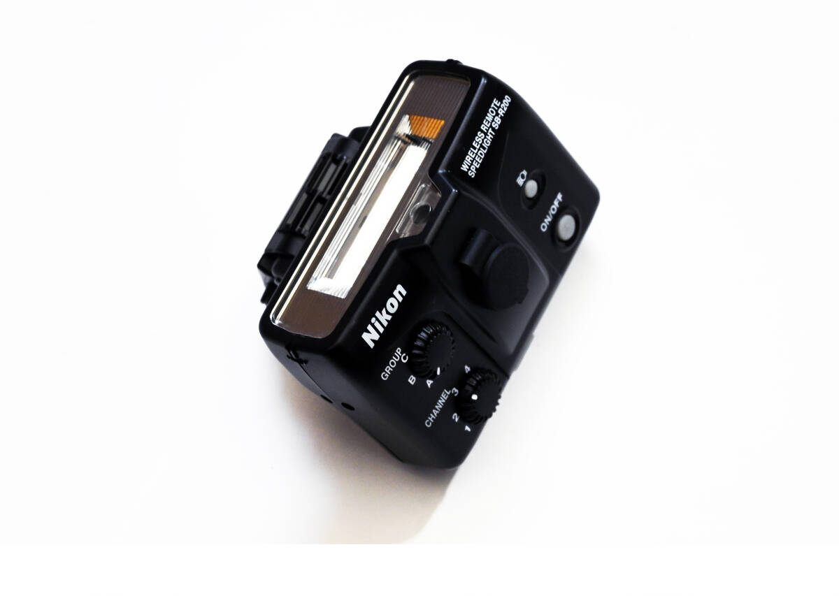 Nikon SB-R200 & SX-1 & SG-3IR 他パーツ類(ニコン用)|売買され Nikon SB-R200 & SX-1 & SG-3IR 他パーツ類(ニコン用)|売買され
