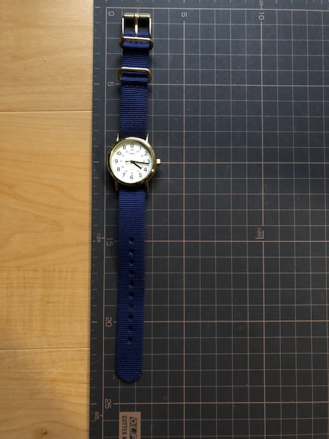  прекрасный товар коробка принадлежности есть TIMEX Timex INDIGLO Gold × слоновая кость голубой оригинальный нейлон ремень кварц женские наручные часы 