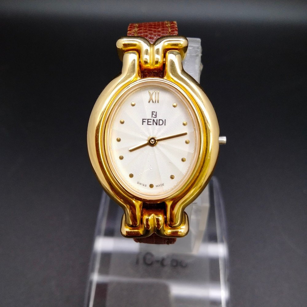 香水2点 フェンディ Fendi 腕時計 動作品 6401（チェンジベルト） レディース