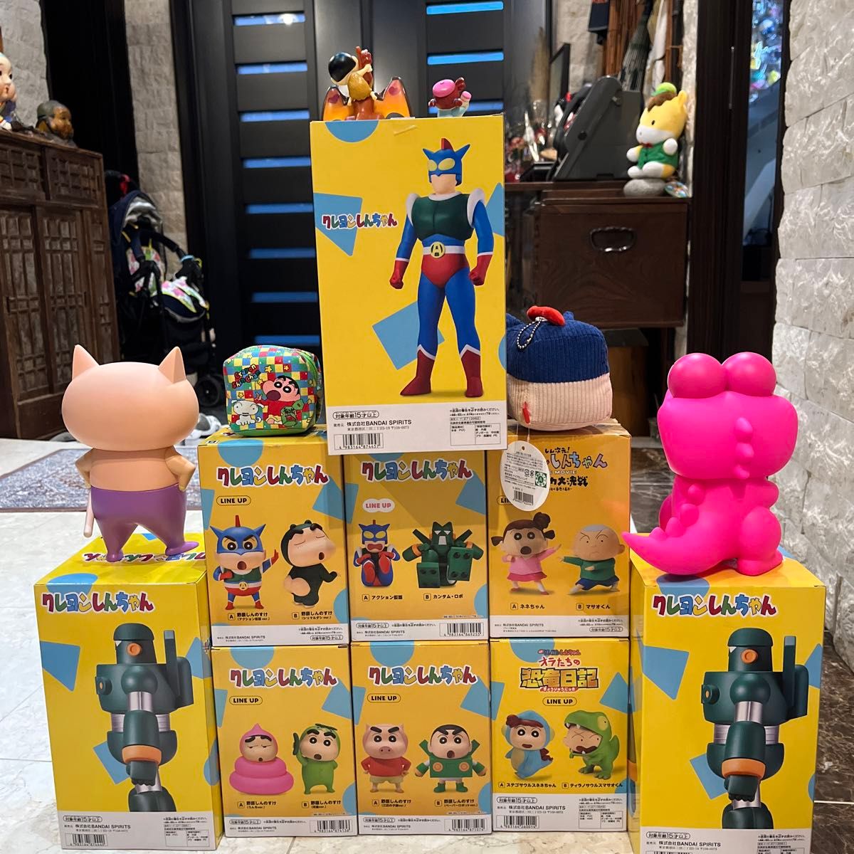 クレヨンしんちゃんフィギュア グッズまとめ売り (おまけ付き クレヨンしんちゃんフィギュア グッズまとめ売り (おまけ付き