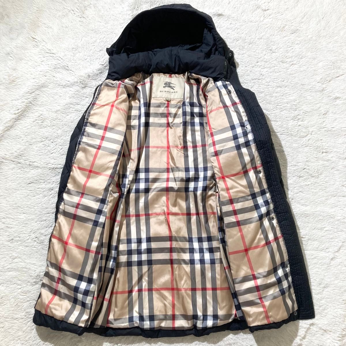 極美品 近年モデル】BURBERRY ダウンコート ブラック ノバ 極美品 近年モデル】BURBERRY ダウンコート ブラック ノバ