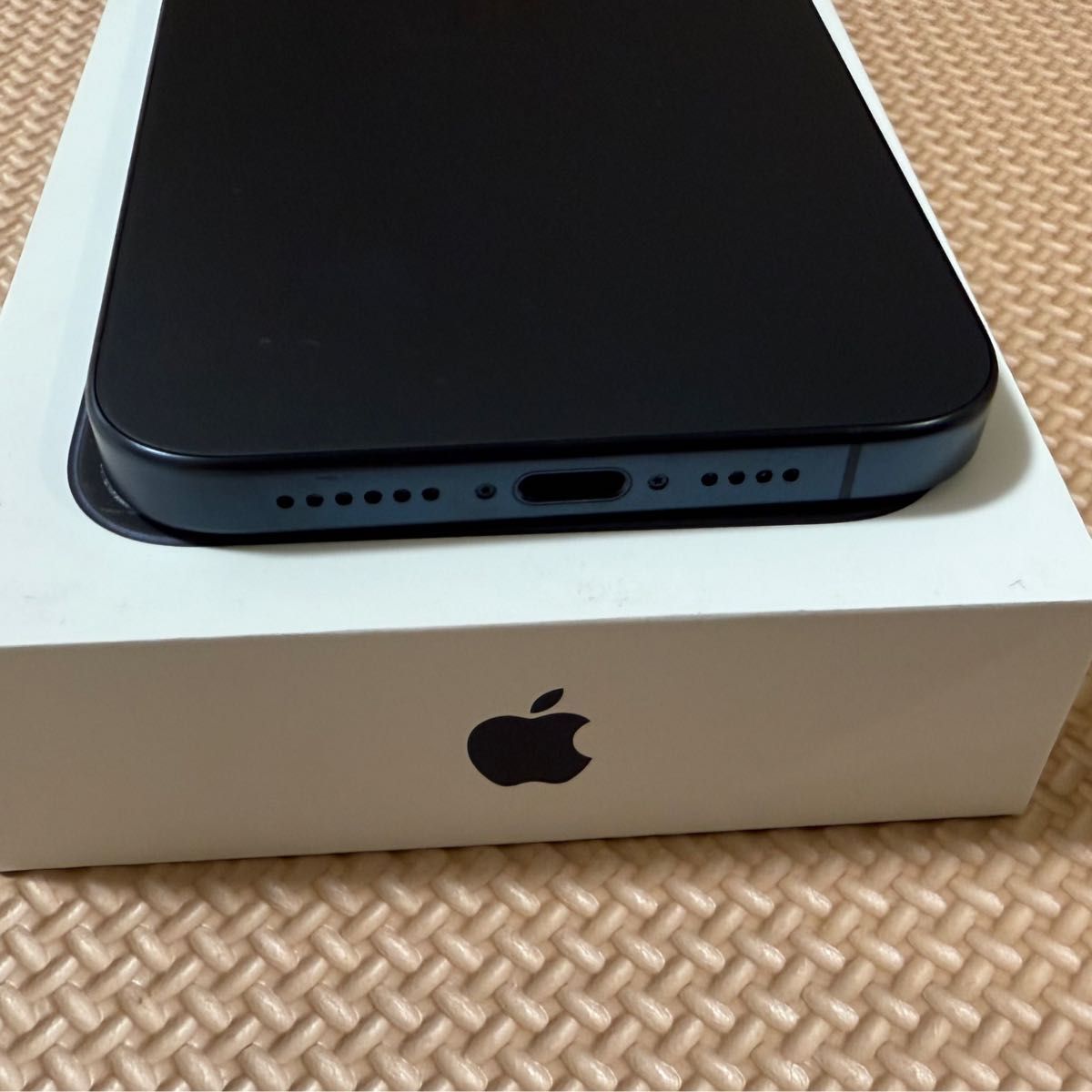 iPhone 15 pro max 256GB SIMフリー ブルーチタニウム 極美品 iPhone 15 pro max 256GB SIMフリー ブルーチタニウム 極美品