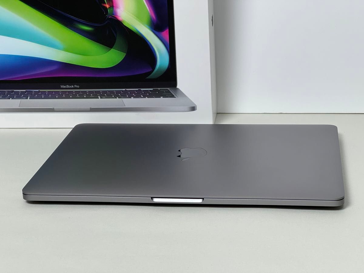 極美品 Macbook Pro M2 2022 8CPU 10GPU スペースグレイ|Yahoo 極美品 Macbook Pro M2 2022 8CPU 10GPU スペースグレイ|Yahoo