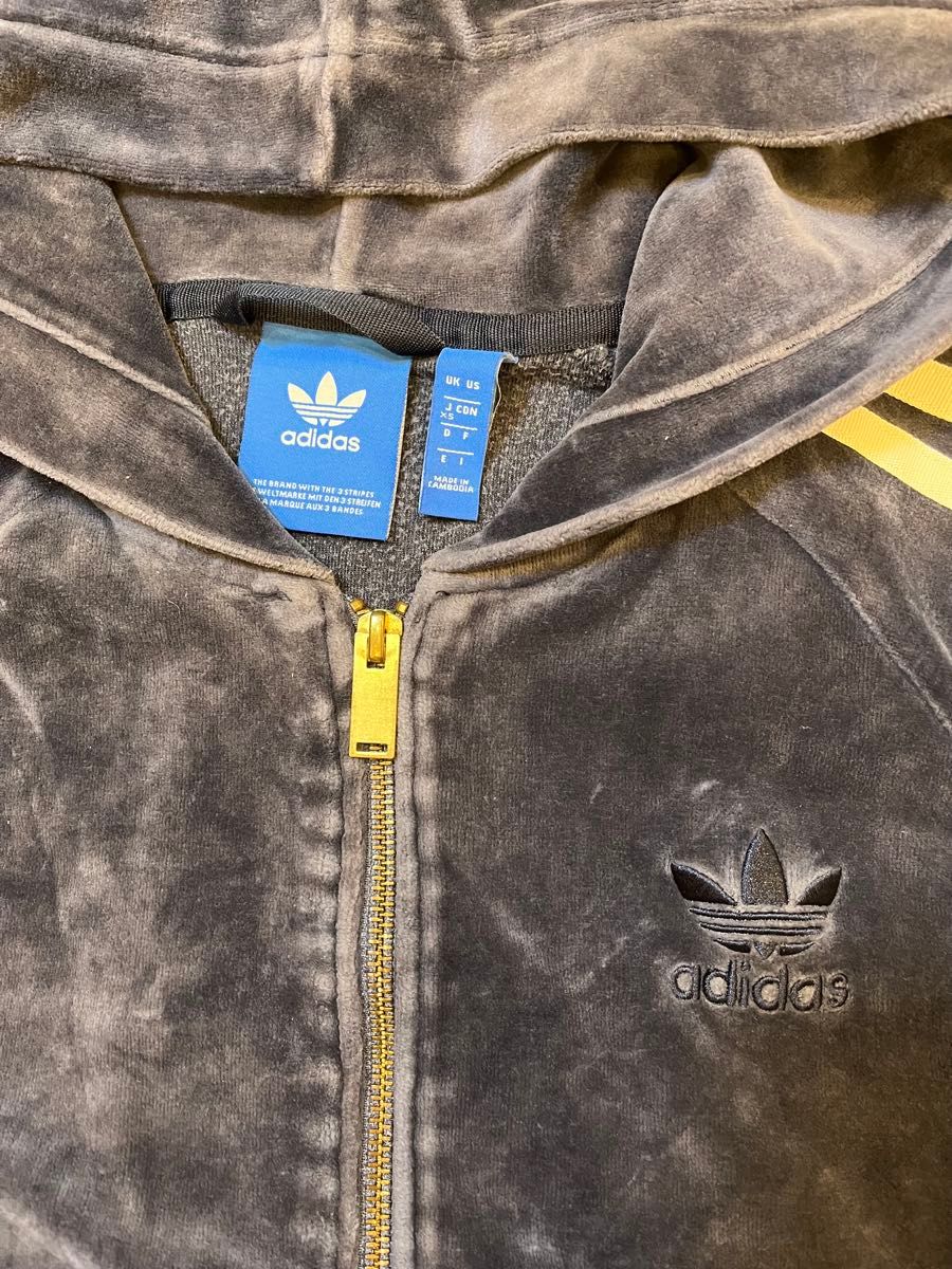 希少】 adidas セットアップ フード ベロア ネイビー 紺 希少】 adidas セットアップ フード ベロア ネイビー 紺