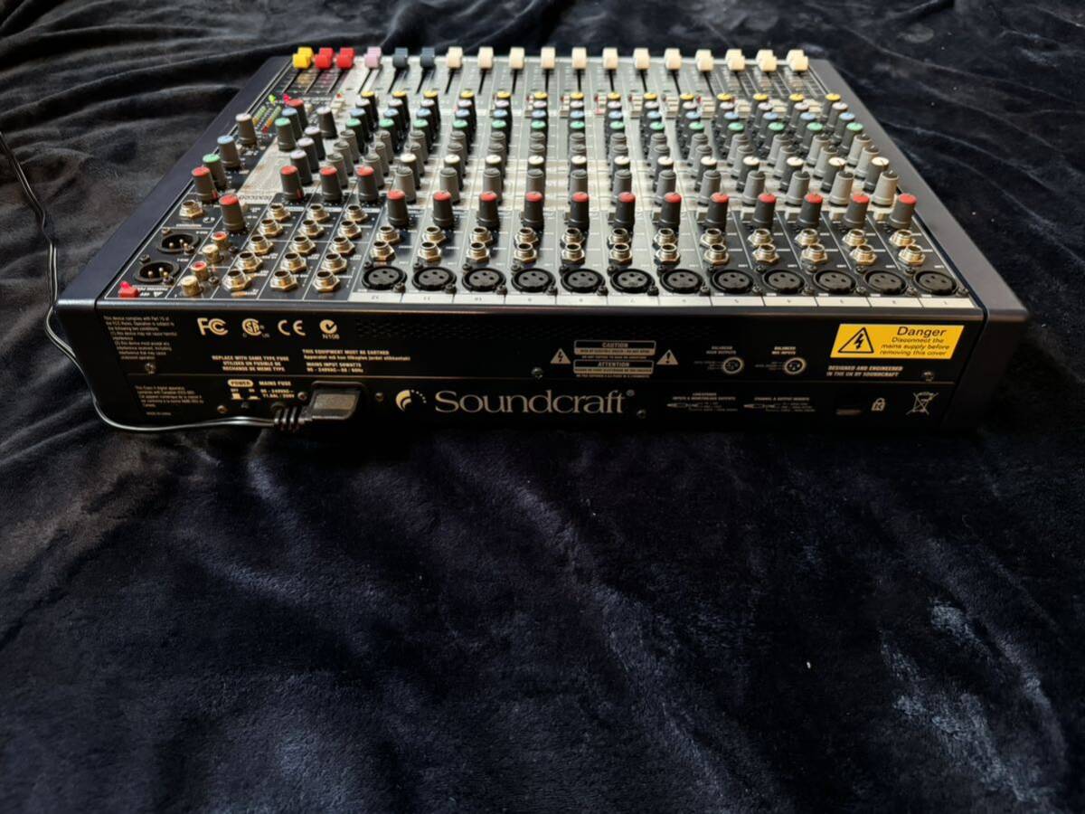 Soundcraft サウンドクラフト MFXi 12/2 アナログミキサー Soundcraft サウンドクラフト MFXi 12/2 アナログミキサー