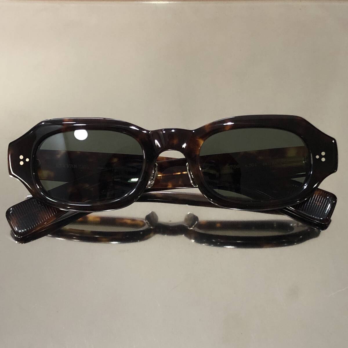 Yahoo!オークション - 新品同様 EYEVAN7285 786 King Gnu 井口理 Yahoo!オークション - 新品同様 EYEVAN7285 786 King Gnu 井口理