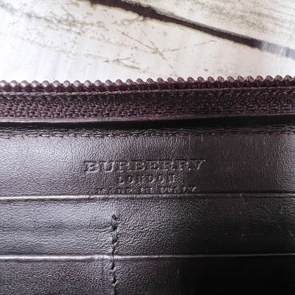 Burberry バーバリー ノバチェック ラウンドファスナー 長財布 Burberry バーバリー ノバチェック ラウンドファスナー 長財布