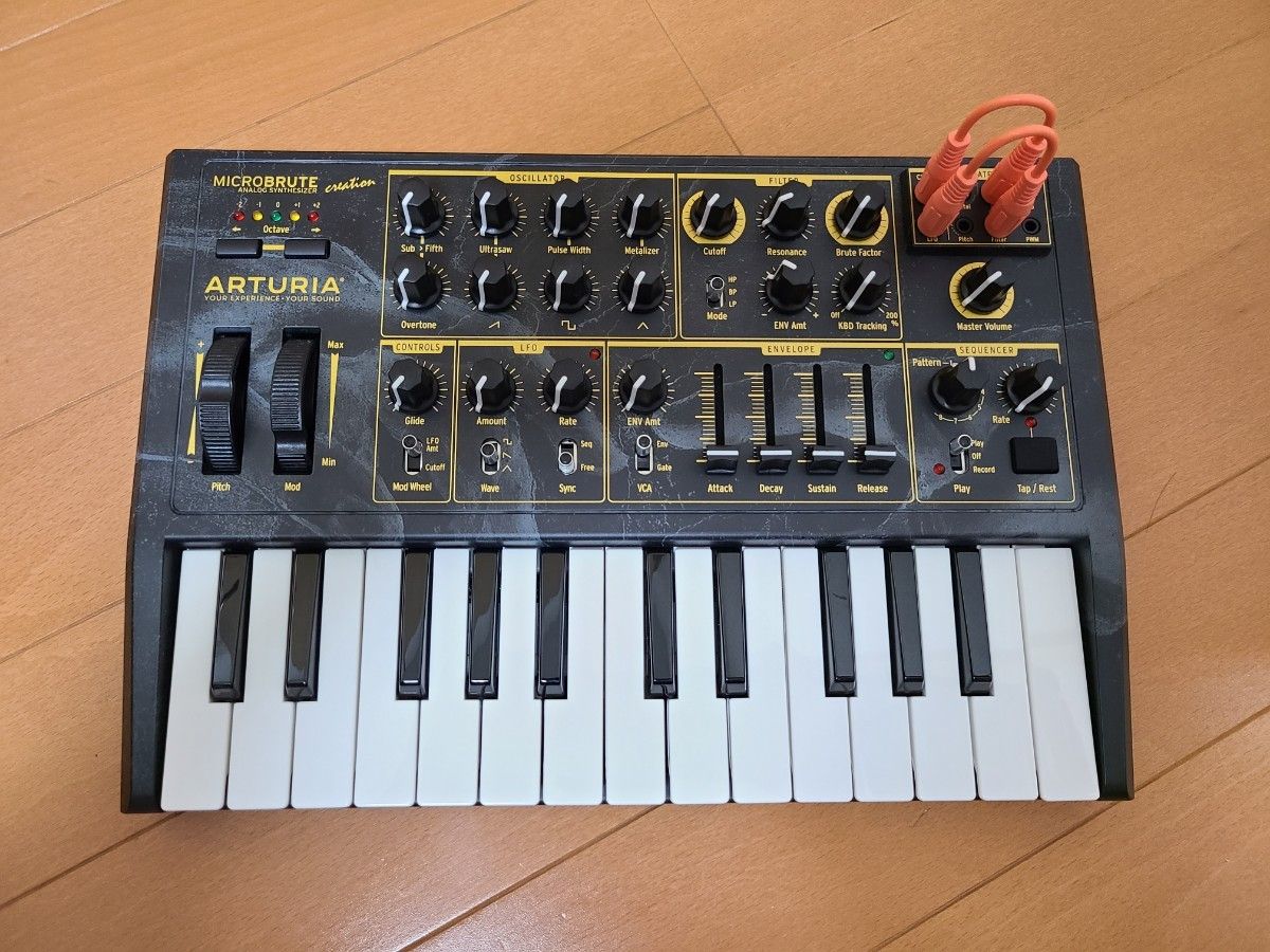 ARTURIA MICROBRUTE creation (数量限定モデル)|Yahoo!フリマ ARTURIA MICROBRUTE creation (数量限定モデル)|Yahoo!フリマ