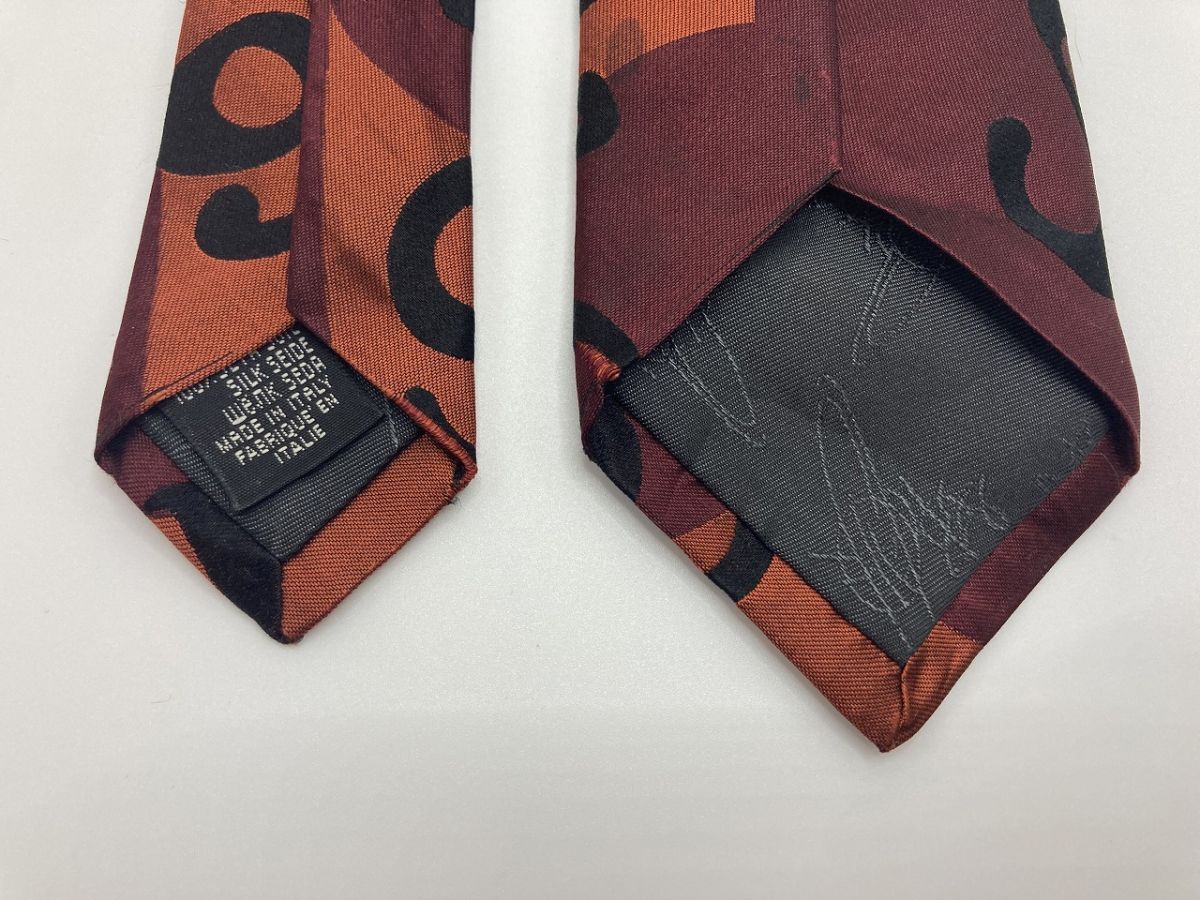 Vivienne Westwood ヴィヴィアンウエストウッド オーブ柄 Vivienne Westwood ヴィヴィアンウエストウッド オーブ柄