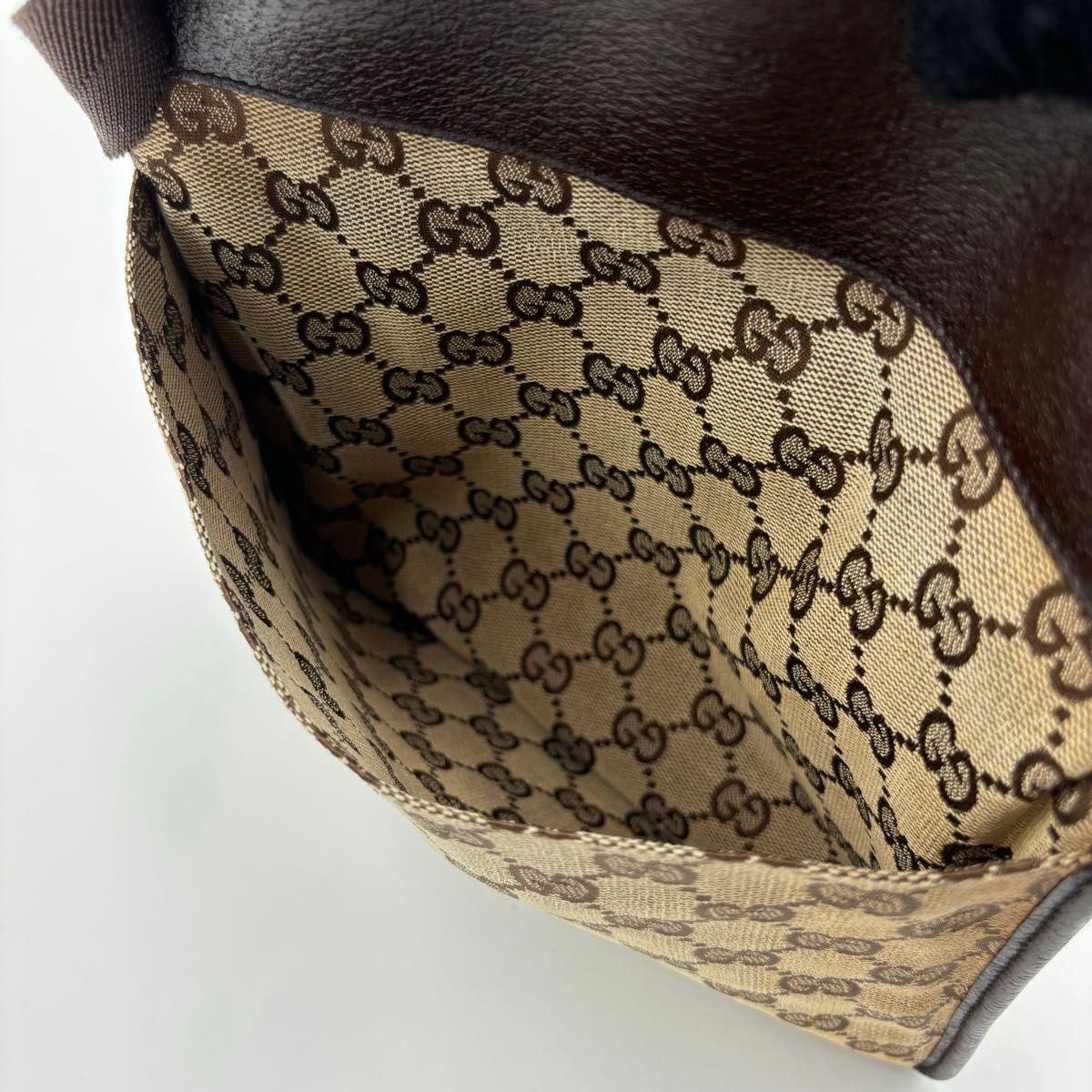 GUCCI グッチ GG キャンバス×レザー ショルダーバッグ GUCCI グッチ GG キャンバス×レザー ショルダーバッグ